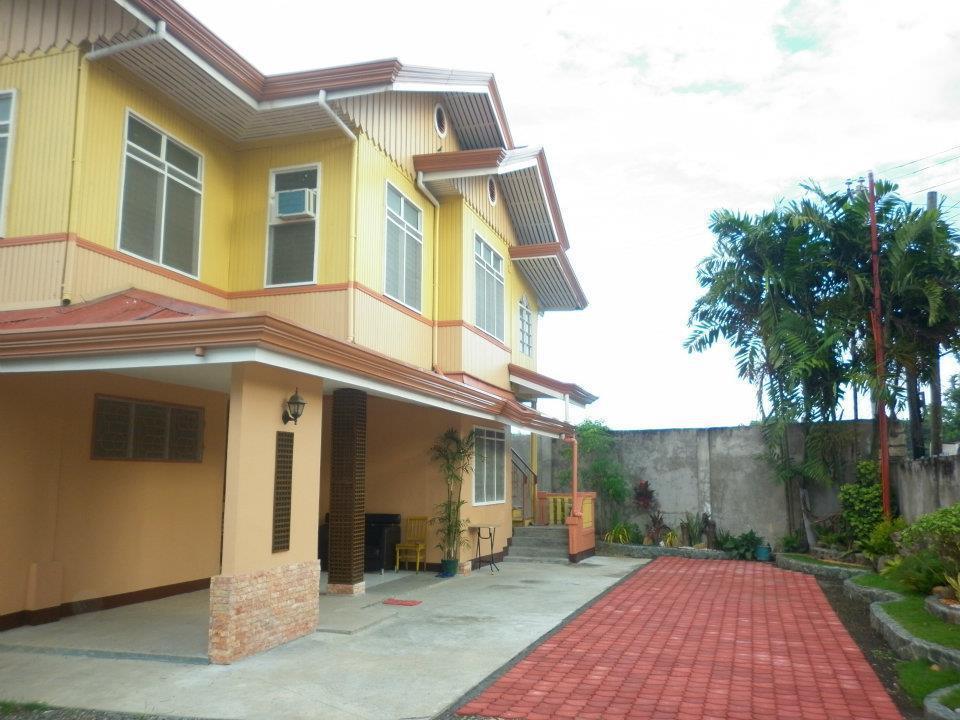 Newport Oak Pension Inn تاغبيلاران سيتي المظهر الخارجي الصورة