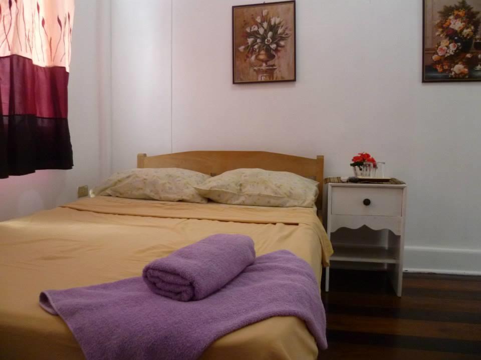 Newport Oak Pension Inn تاغبيلاران سيتي المظهر الخارجي الصورة