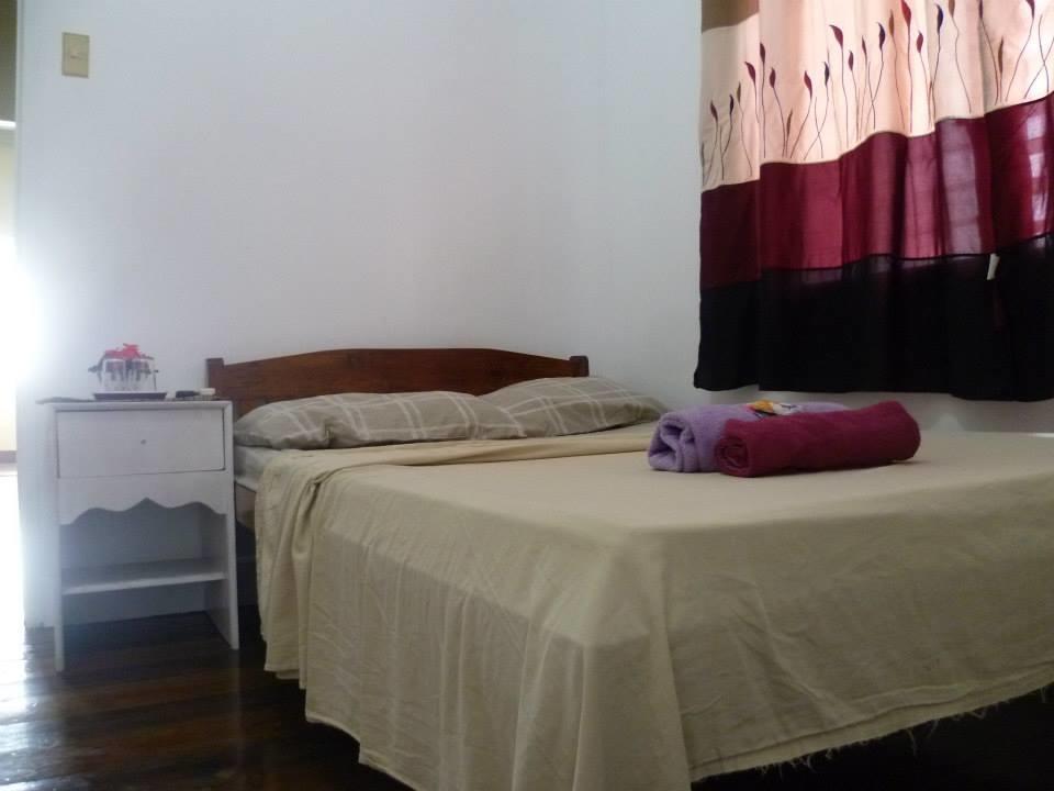 Newport Oak Pension Inn تاغبيلاران سيتي المظهر الخارجي الصورة